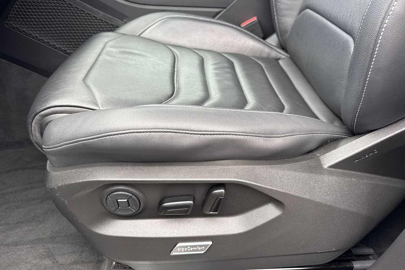 Used Volkswagen Touareg 2018 for sale - 76863292: Photo 40