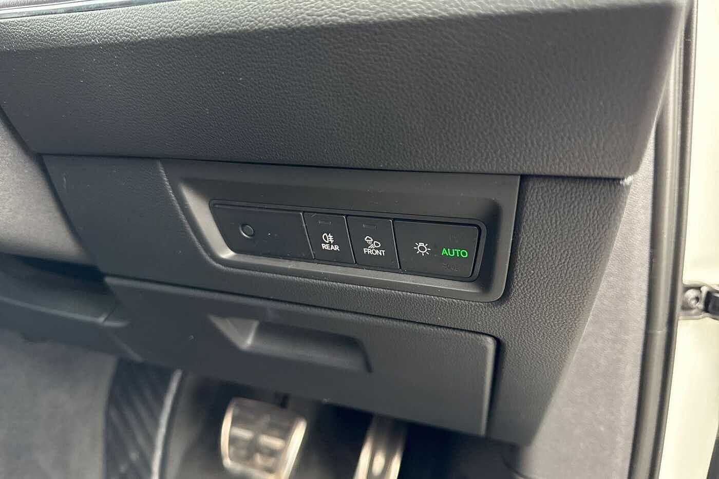 Used Volkswagen Touareg 2018 for sale - 76863292: Photo 41