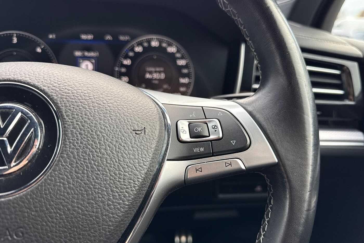 Used Volkswagen Touareg 2018 for sale - 76863292: Photo 49