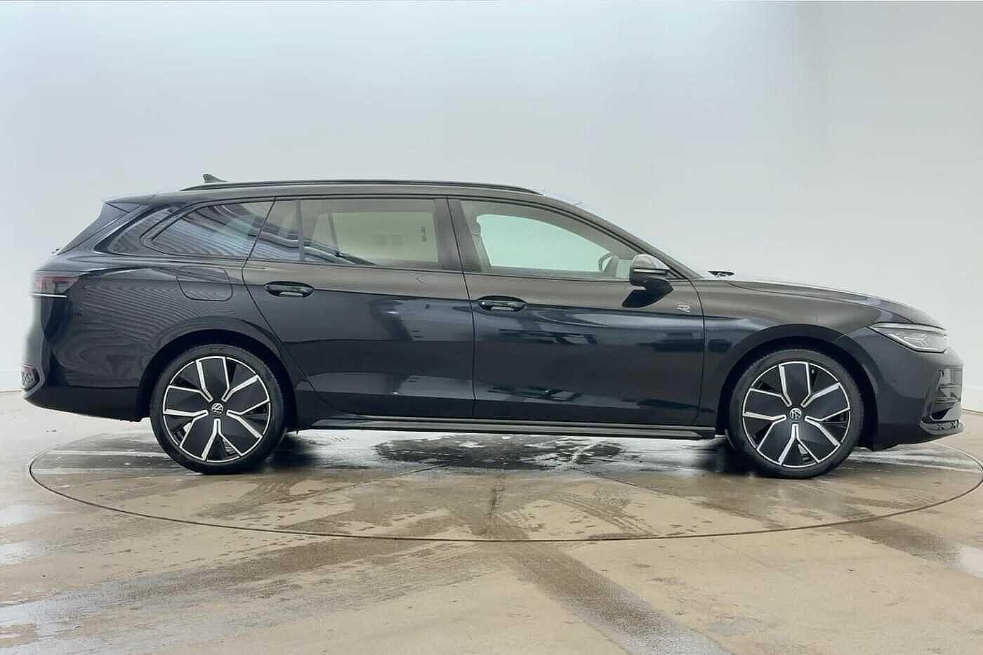 Used Volkswagen Passat 2025 for sale - 77226533: Photo 4