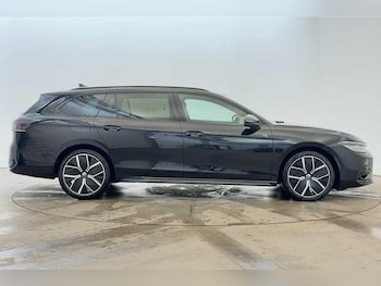 Used Volkswagen Passat 2025 for sale - 77226533: Photo