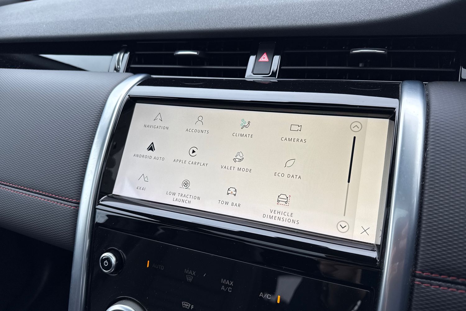 Used Land Rover Discovery Sport 2022 for sale - 77390118: Photo 45