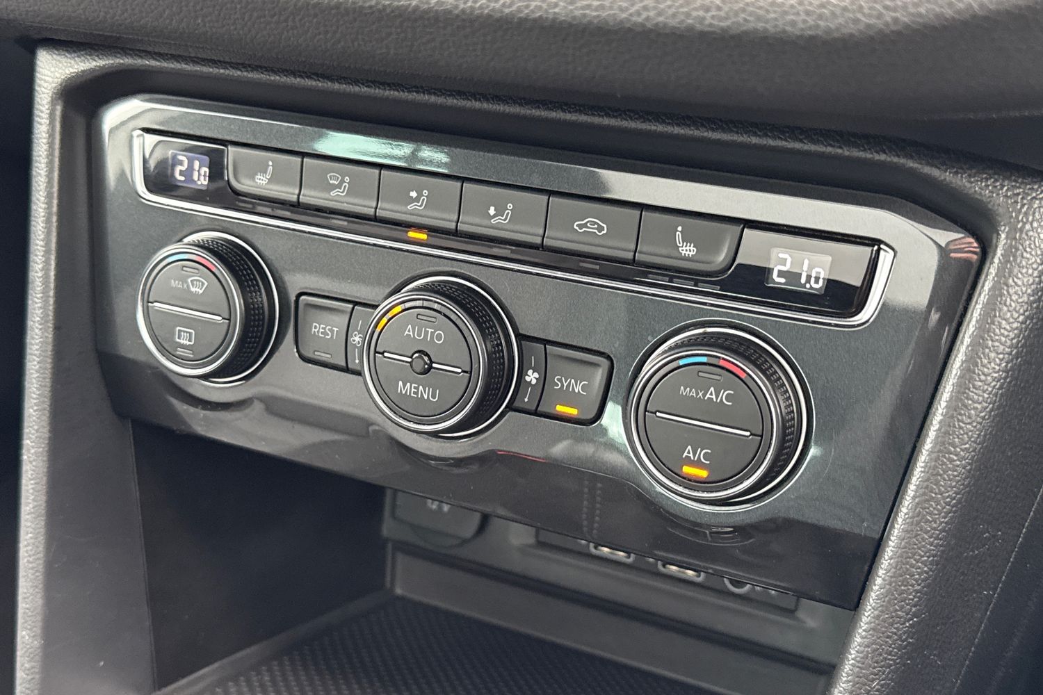 Used Volkswagen Tiguan 2020 for sale - 76171122: Photo 22