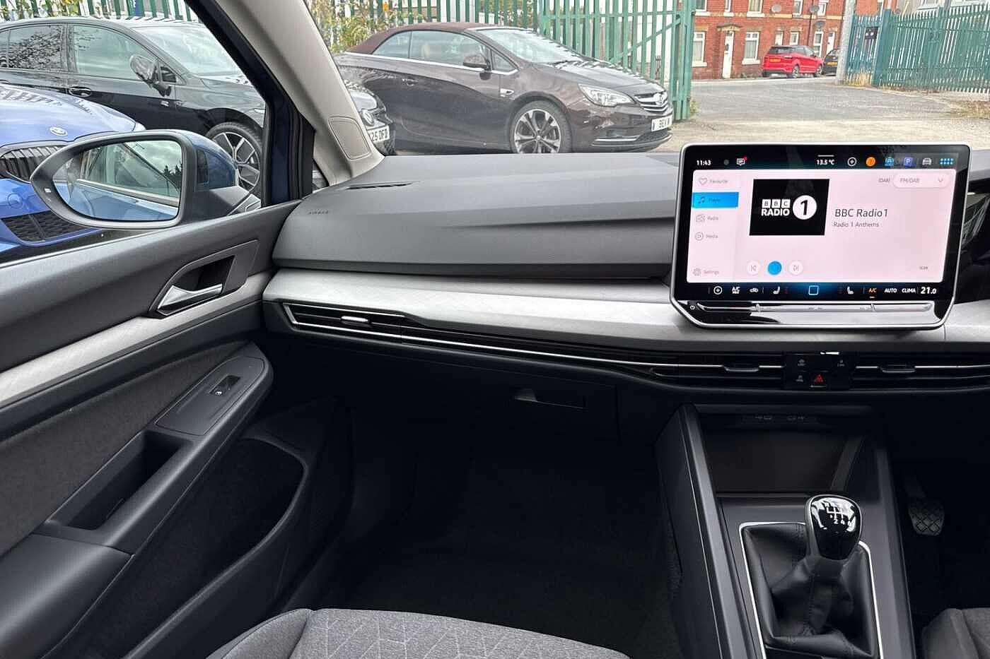 Used Volkswagen Golf 2025 for sale - 77287180: Photo 14