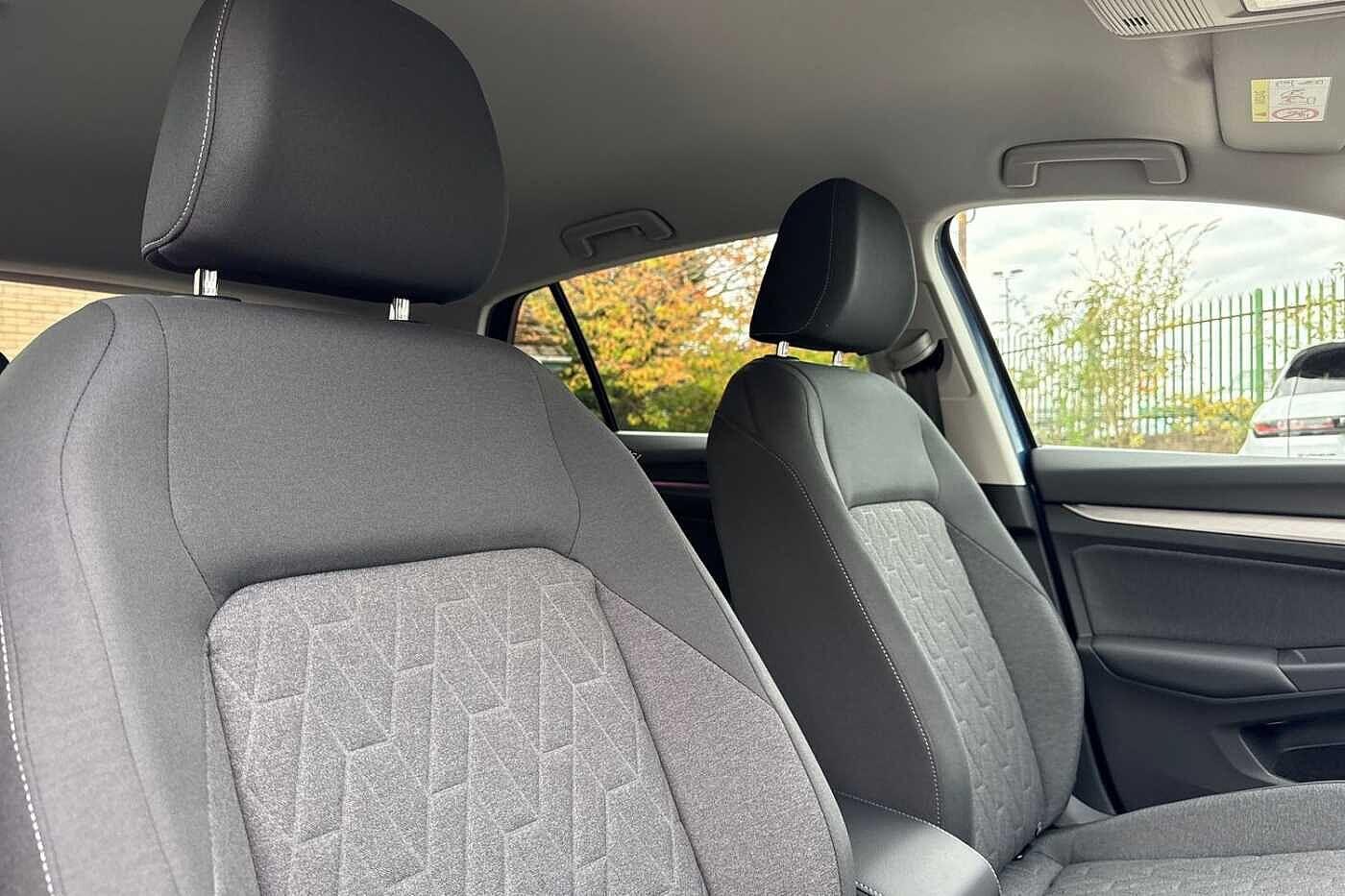 Used Volkswagen Golf 2025 for sale - 77287180: Photo 20