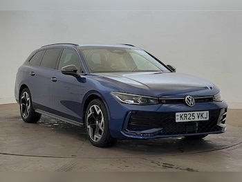 2025 - 1.5 TSI eHybrid R-Line 5dr DSG