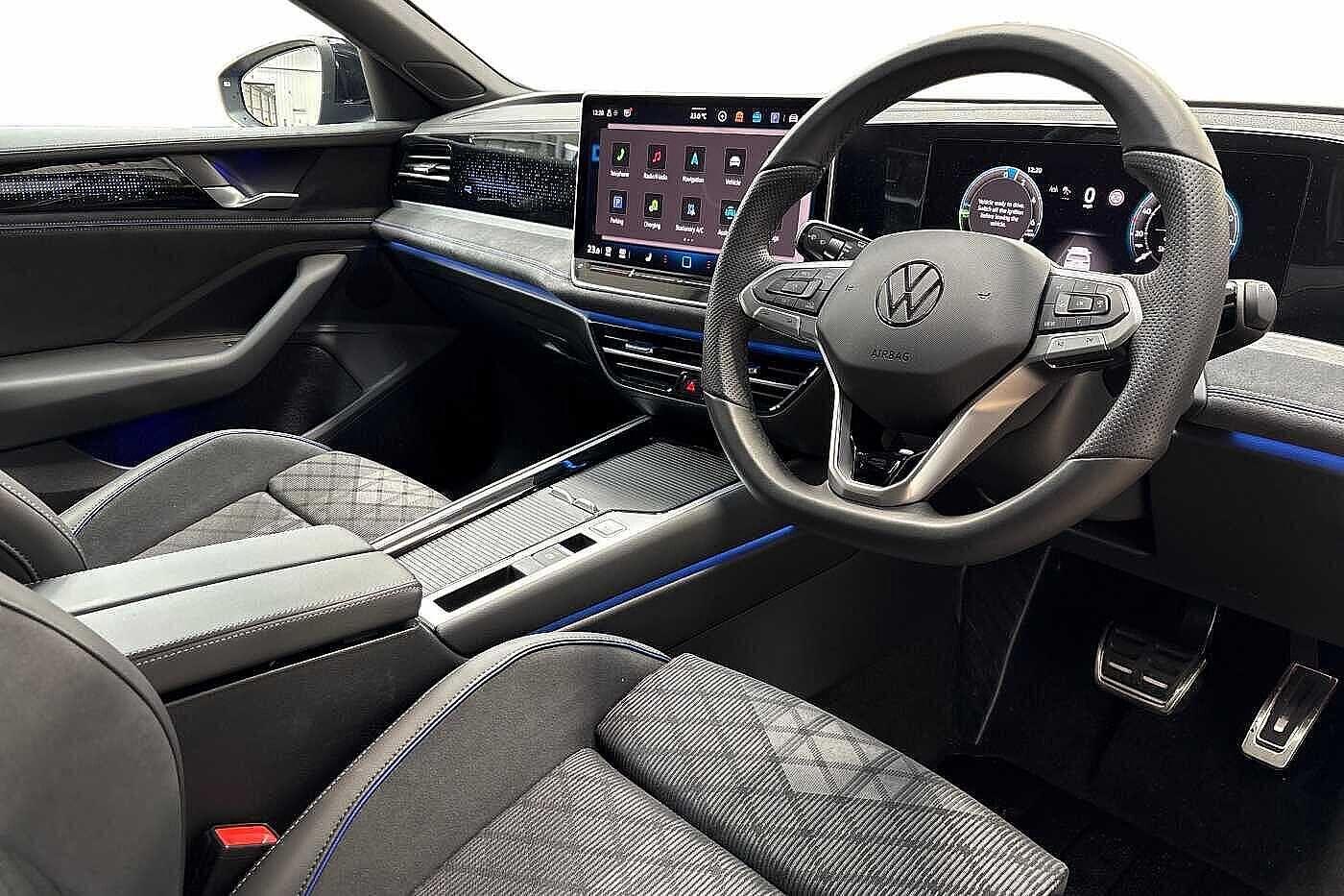 Used Volkswagen Passat 2025 for sale - 76884233: Photo 7