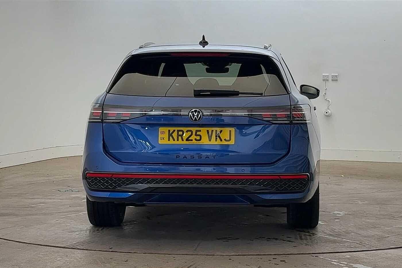 Used Volkswagen Passat 2025 for sale - 76884233: Photo 9