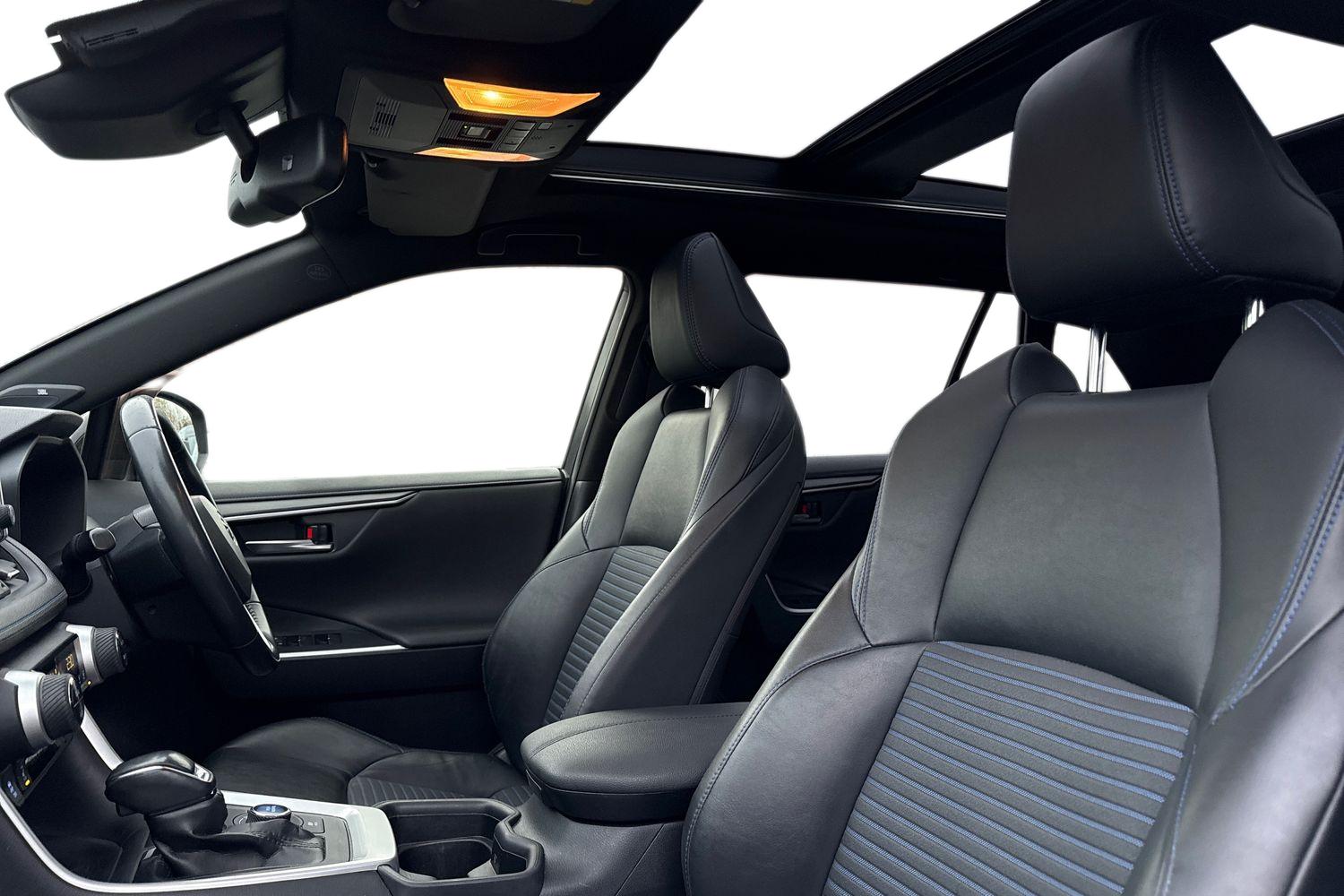 Used Toyota RAV4 2019 for sale - 77044307: Photo 16