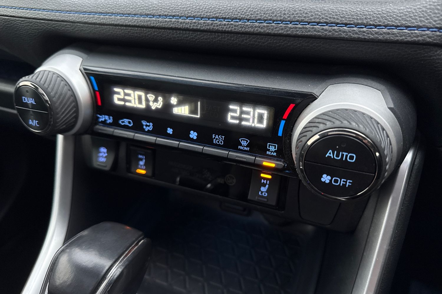 Used Toyota RAV4 2019 for sale - 77044307: Photo 22