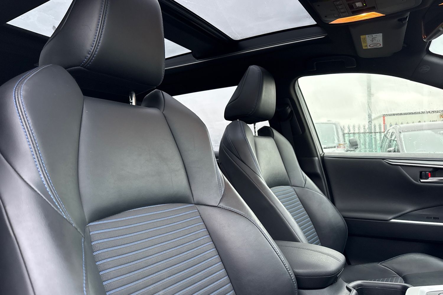 Used Toyota RAV4 2019 for sale - 77044307: Photo 24