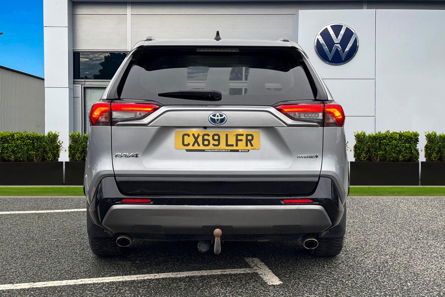 Used Toyota RAV4 2019 for sale - 77044307: Photo 4