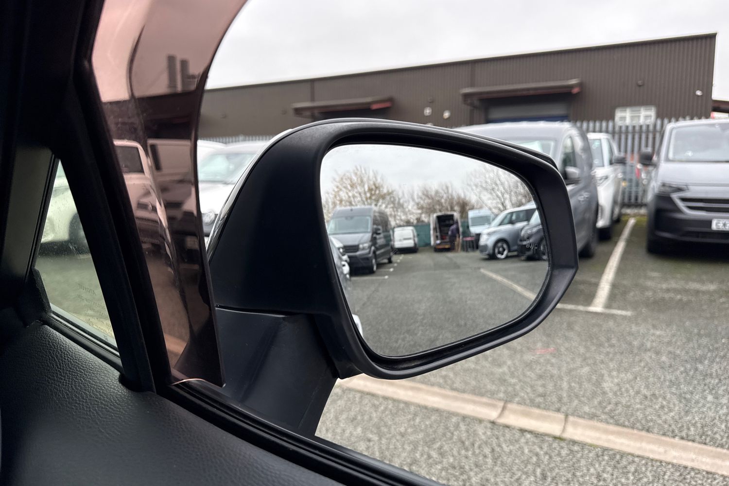 Used Toyota RAV4 2019 for sale - 77044307: Photo 41