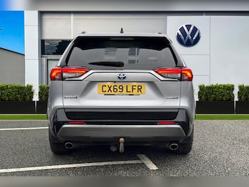 Used Toyota RAV4 2019 for sale - 77044307: Photo