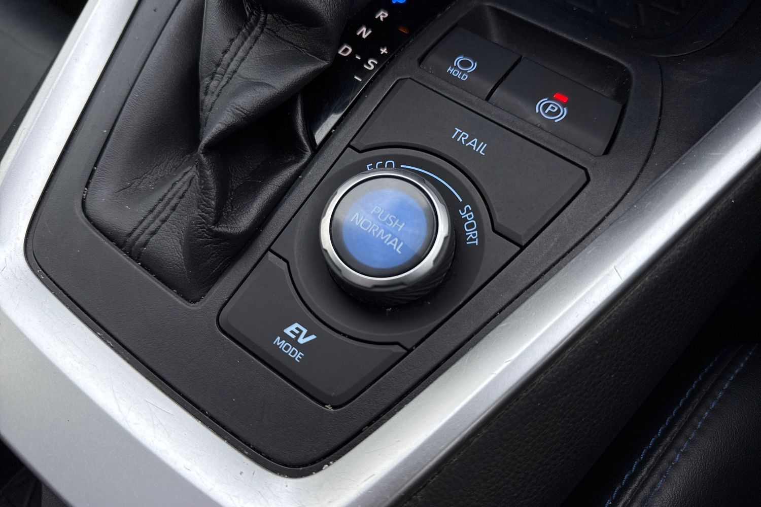 Used Toyota RAV4 2019 for sale - 77044307: Photo 51