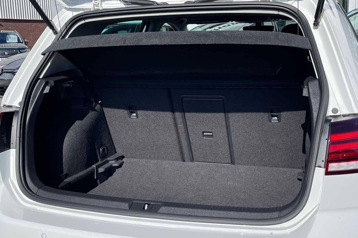 Used Volkswagen Golf 2019 for sale - 77083966: Photo 10