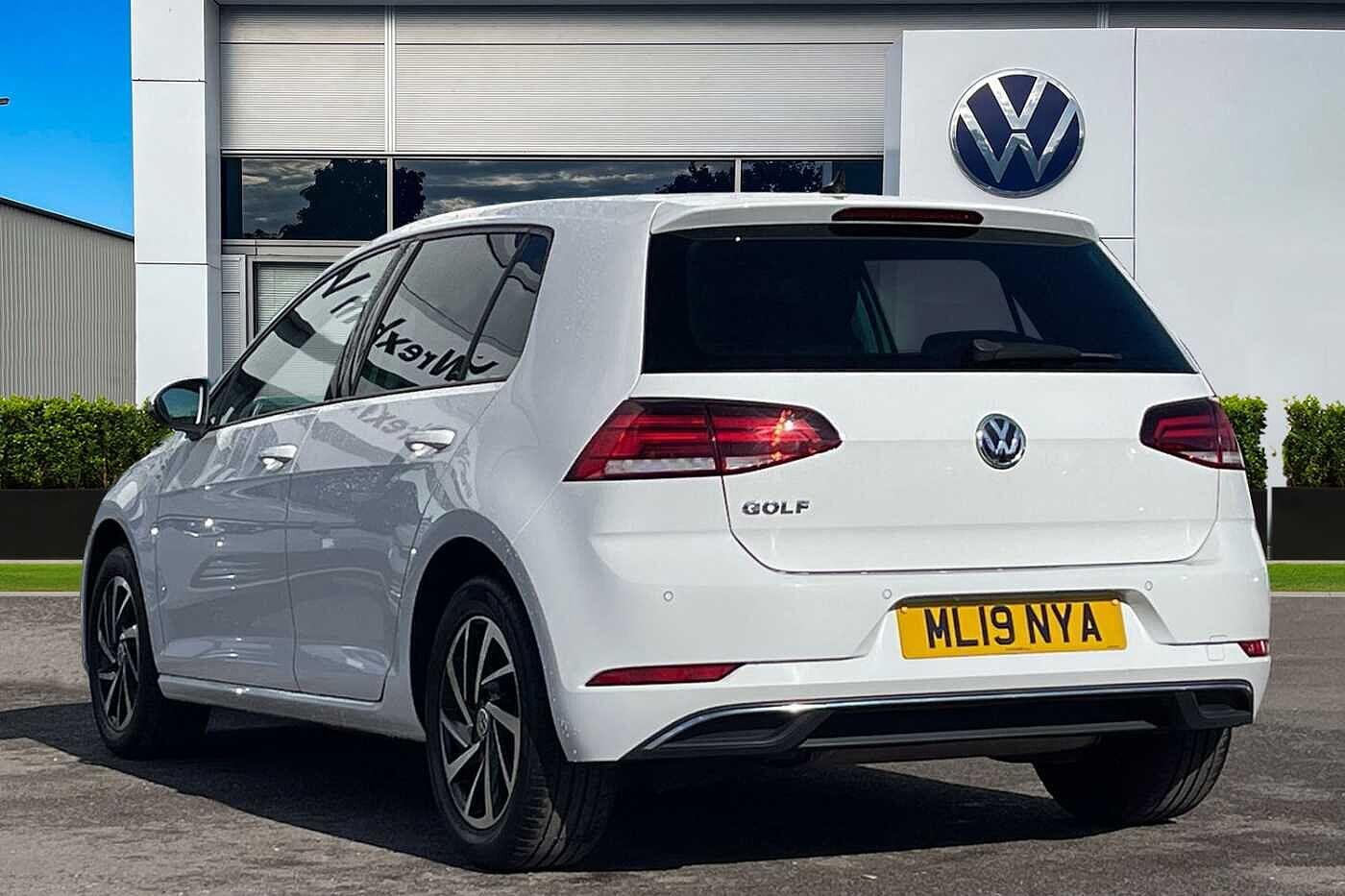 Used Volkswagen Golf 2019 for sale - 77083966: Photo 3