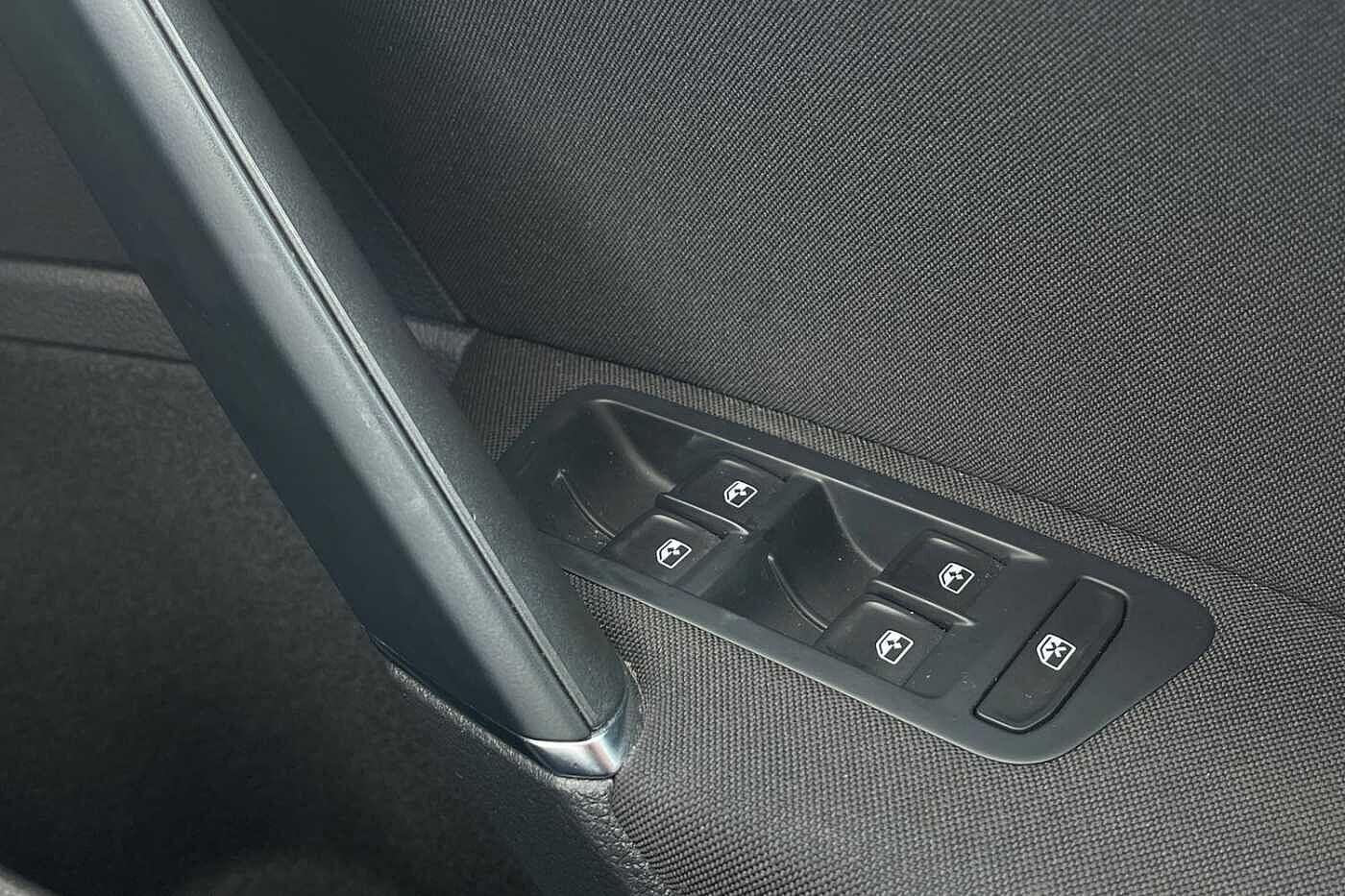 Used Volkswagen Golf 2019 for sale - 77083966: Photo 34