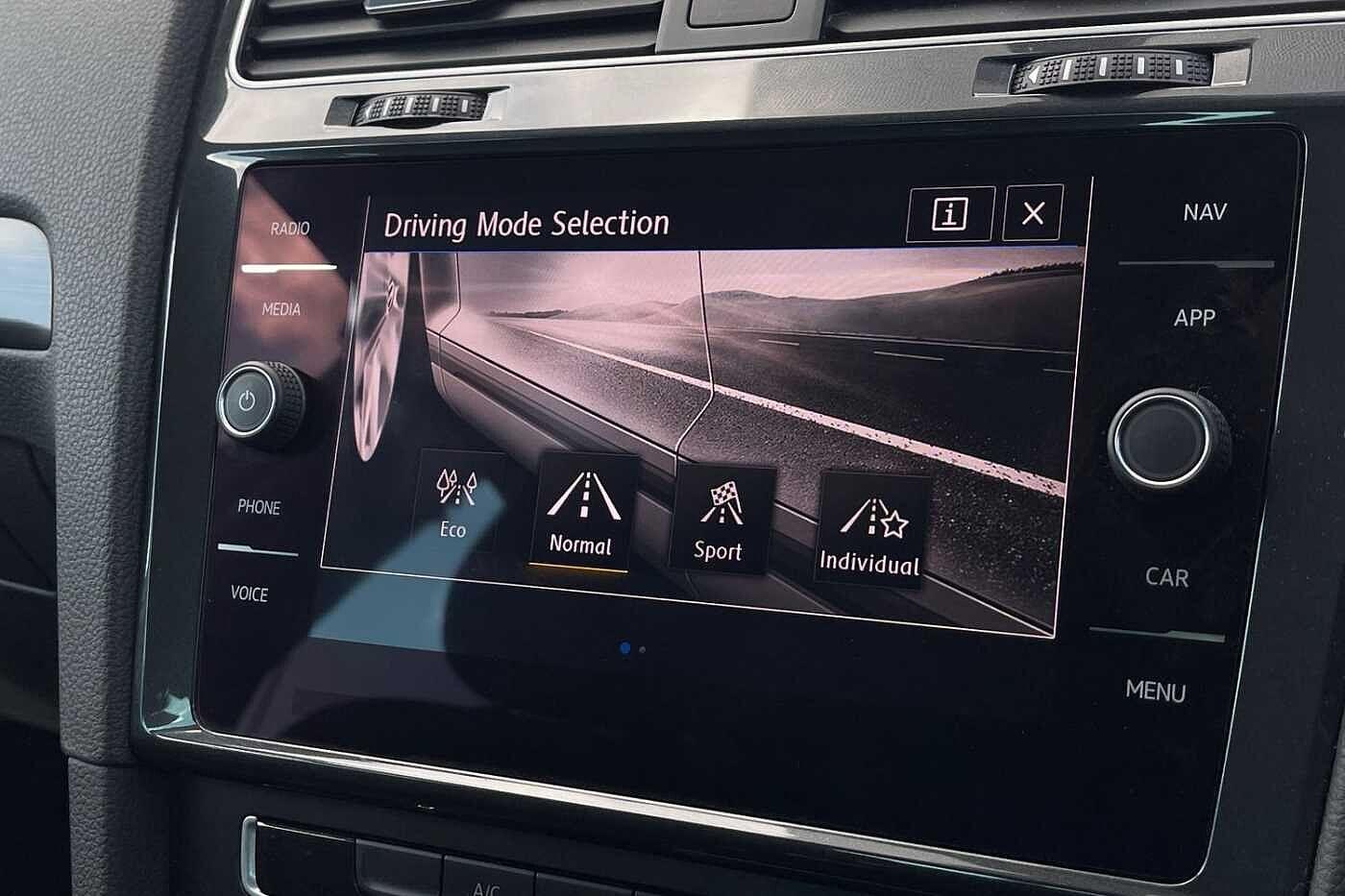 Used Volkswagen Golf 2019 for sale - 77083966: Photo 41