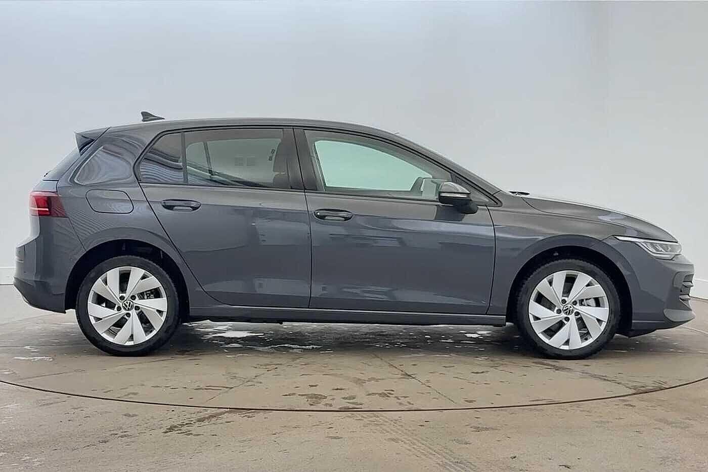 Used Volkswagen Golf 2025 for sale - 77161346: Photo 4