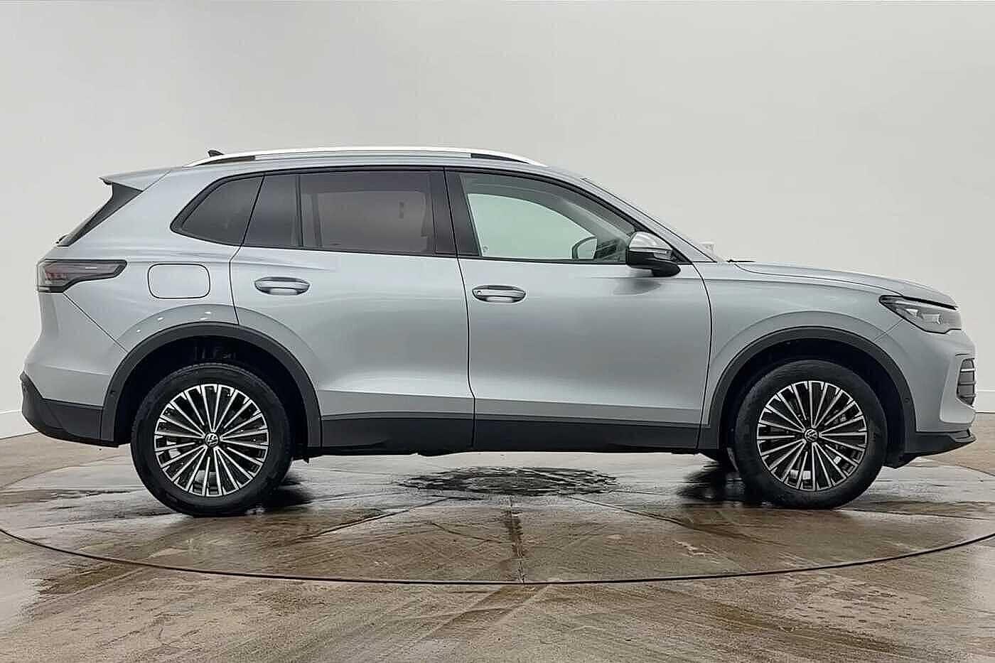 Used Volkswagen Tiguan 2025 for sale - 77535332: Photo 4