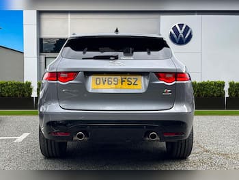 Used Jaguar F-Pace 2019 for sale - 79724551: Photo
