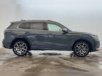 Used Volkswagen Tiguan 2025 for sale - 77128861: Photo