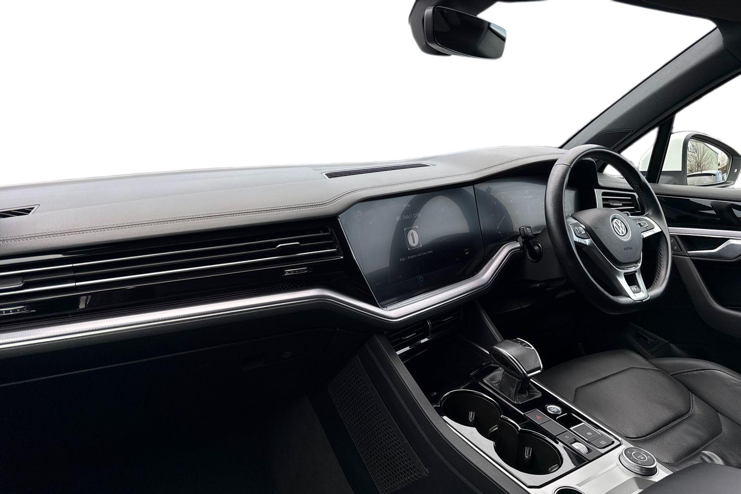 Used Volkswagen Touareg 2018 for sale - 76685776: Photo 15