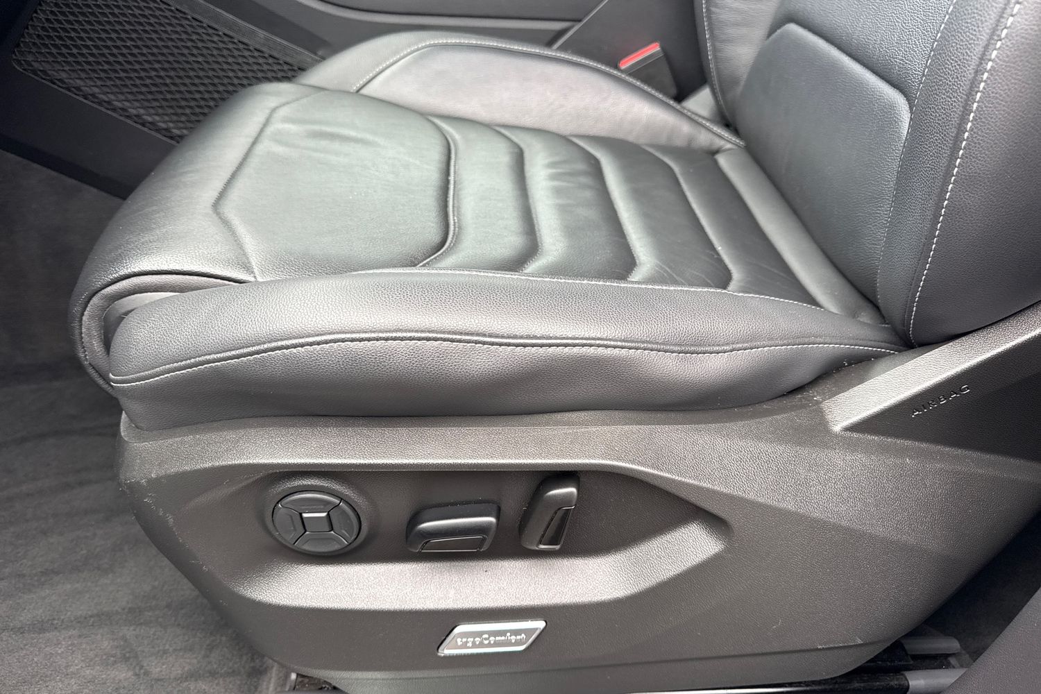 Used Volkswagen Touareg 2018 for sale - 76685776: Photo 40