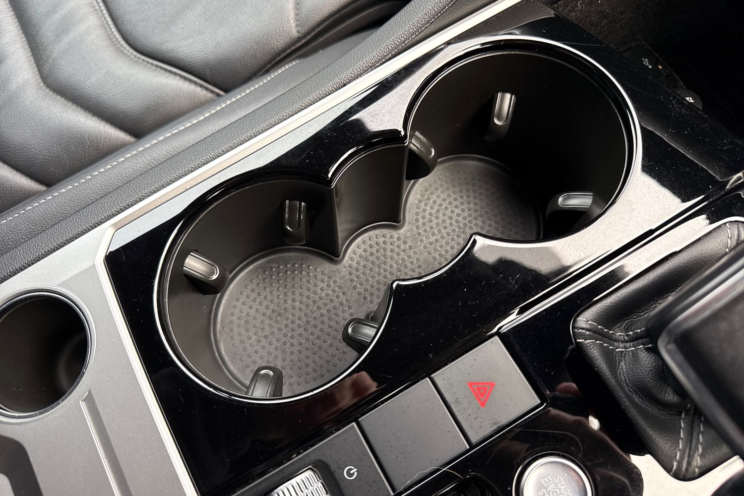 Used Volkswagen Touareg 2018 for sale - 76685776: Photo 45