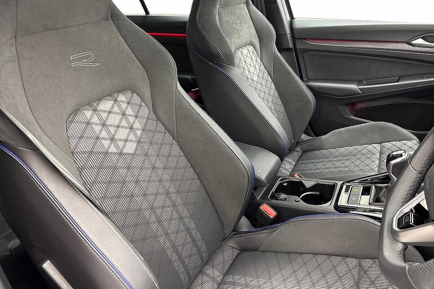 Used Volkswagen Golf 2025 for sale - 77963400: Photo 10