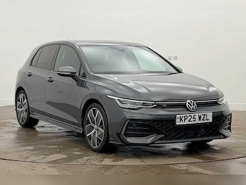 Used Volkswagen Golf 2025 for sale - 77963400: Photo