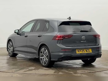 Used Volkswagen Golf 2025 for sale - 77963400: Photo