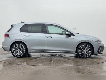 Used Volkswagen Golf 2025 for sale - 77337236: Photo