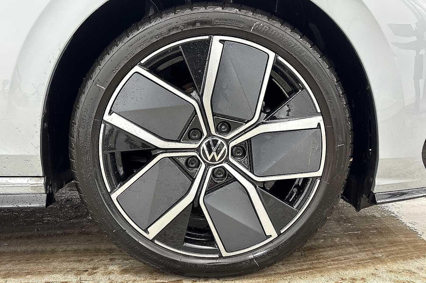 Used Volkswagen Golf 2025 for sale - 77337236: Photo 5