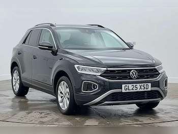 Used Volkswagen T-Roc 2025 for sale - 77680169: Photo