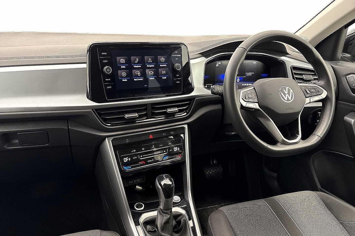 Used Volkswagen T-Roc 2025 for sale - 77680169: Photo 2