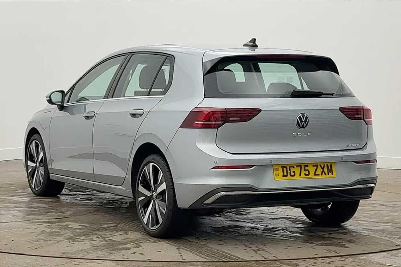 Used Volkswagen Golf 2025 for sale - 77764546: Photo 3