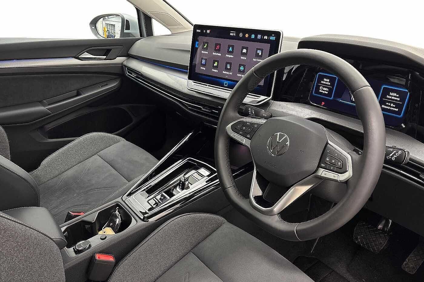 Used Volkswagen Golf 2025 for sale - 77764546: Photo 6