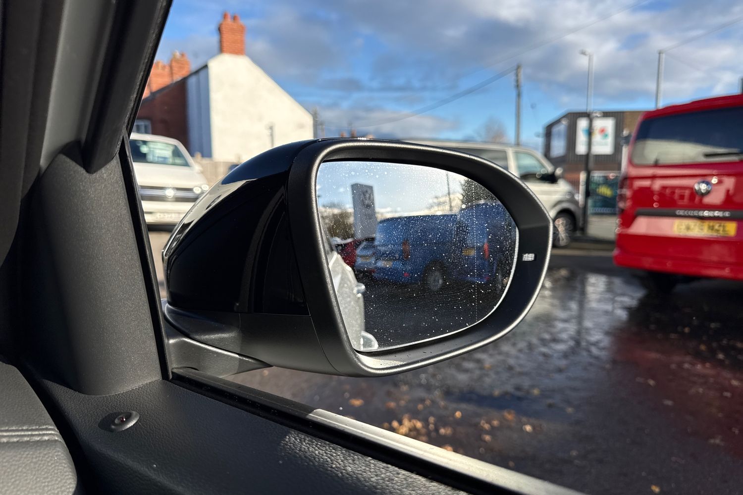 Used Volkswagen T-Roc 2025 for sale - 76558178: Photo 40