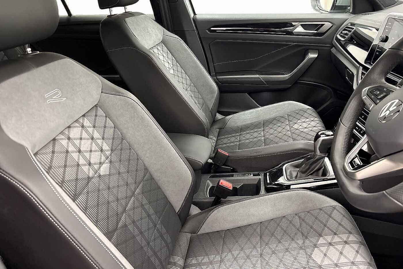 Used Volkswagen T-Roc 2025 for sale - 77834935: Photo 11