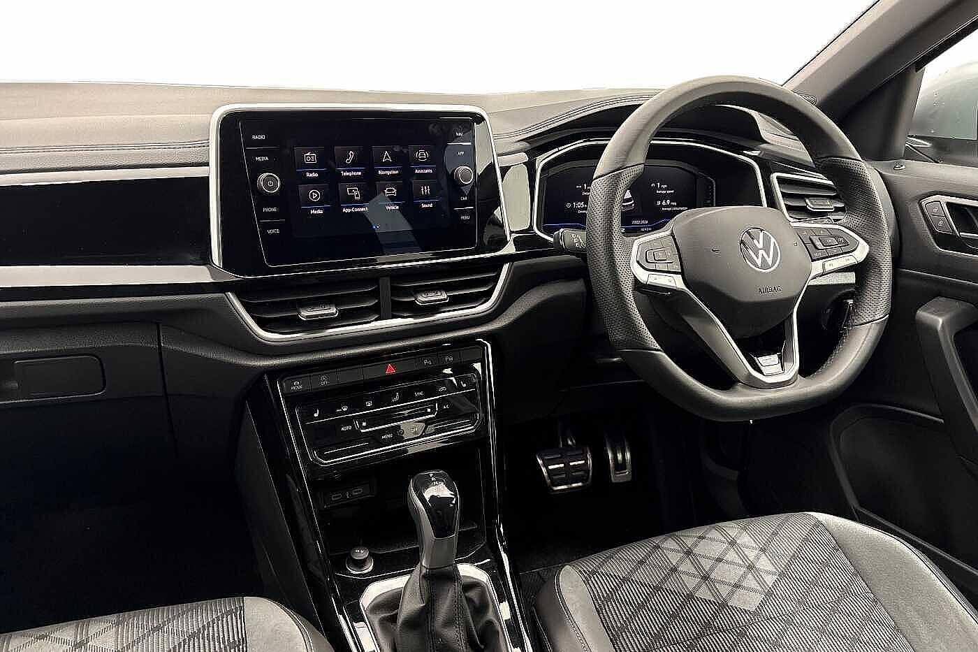 Used Volkswagen T-Roc 2025 for sale - 77834935: Photo 2