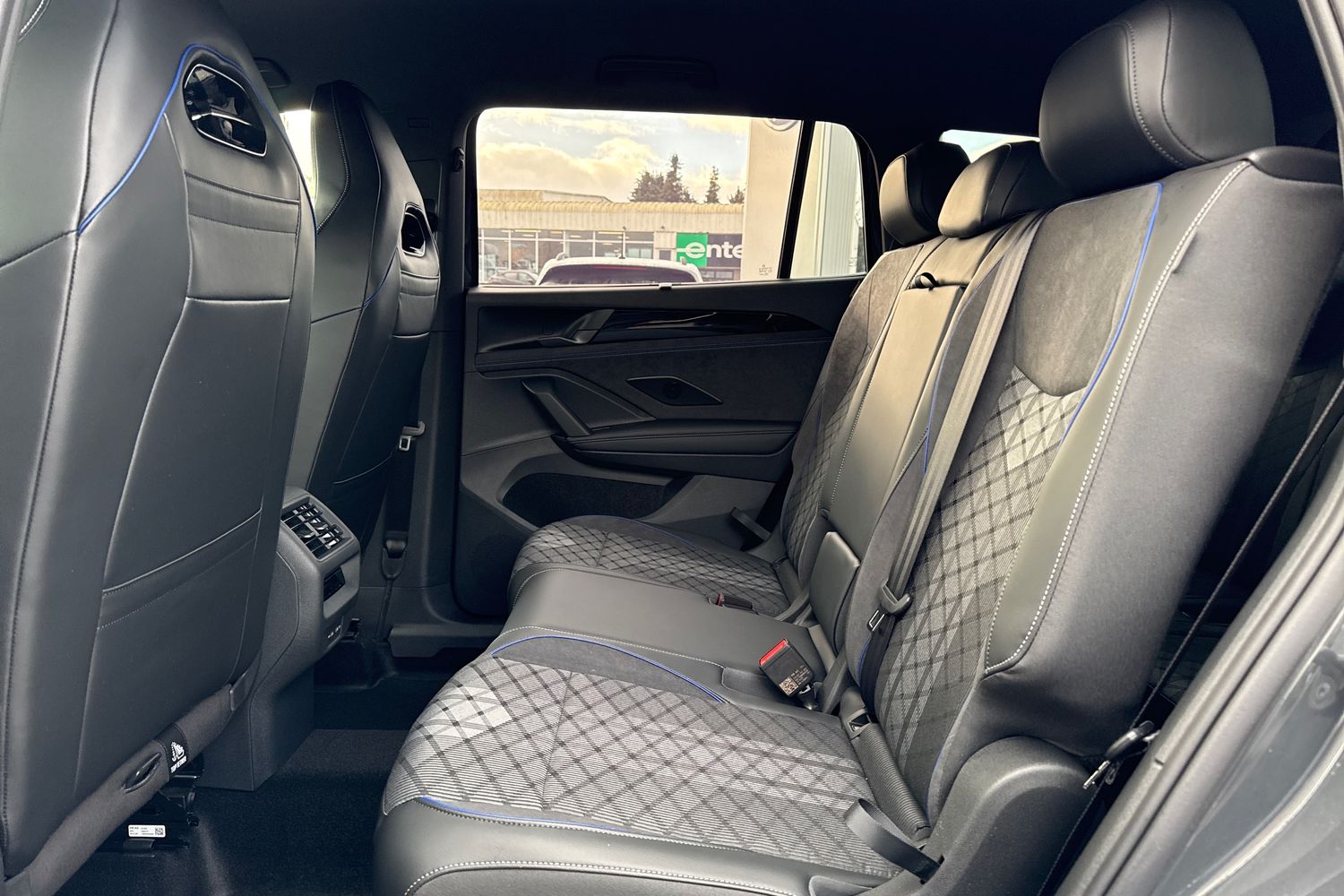 Used Volkswagen Touran 2026 for sale - 77117737: Photo 34