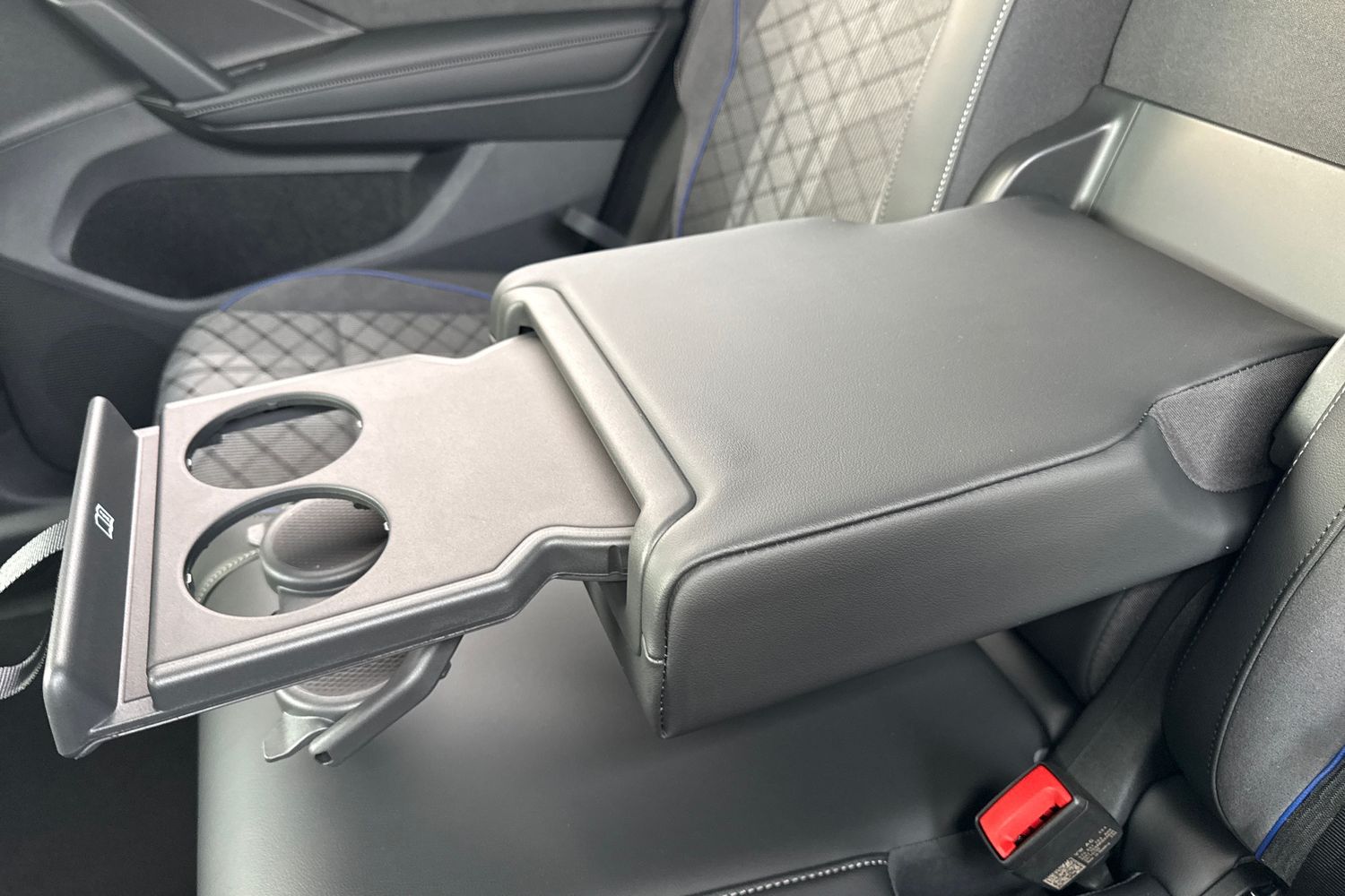 Used Volkswagen Touran 2026 for sale - 77117737: Photo 37