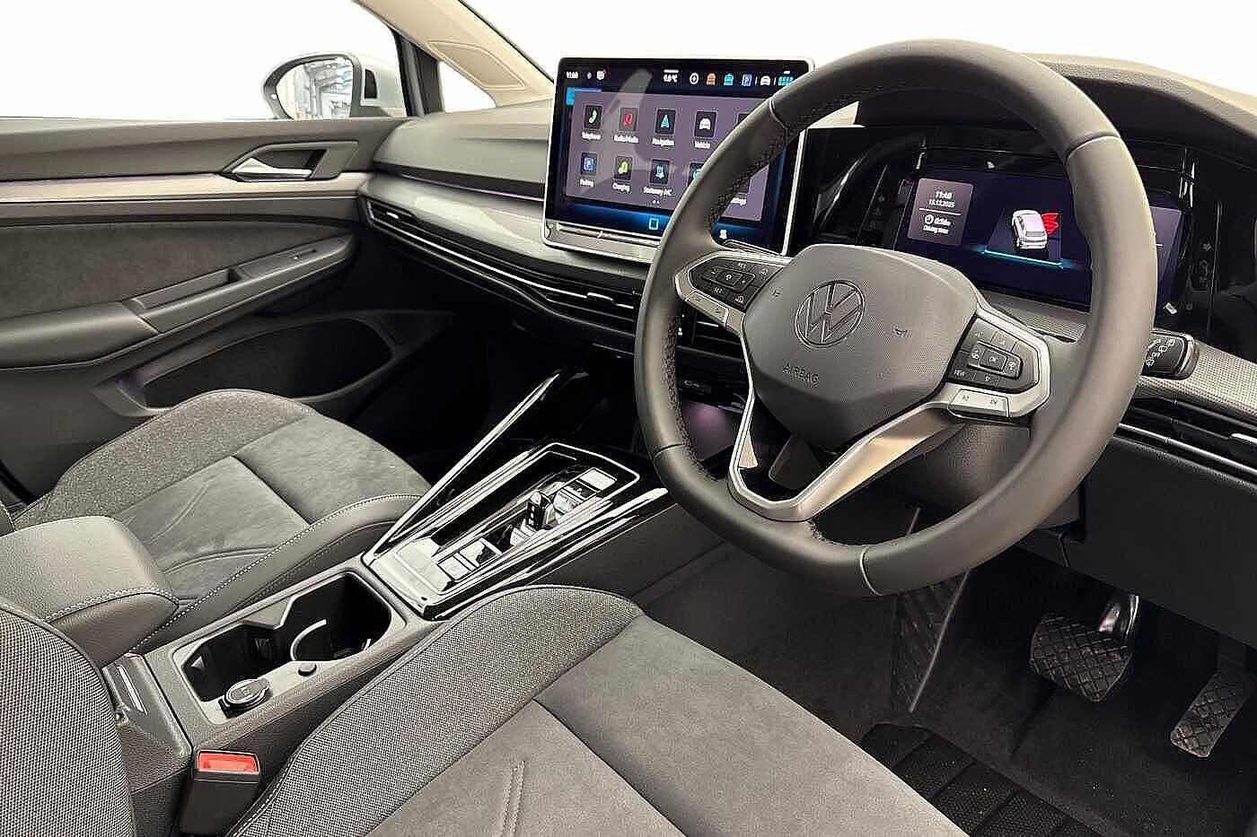 Used Volkswagen Golf 2025 for sale - 77161410: Photo 7