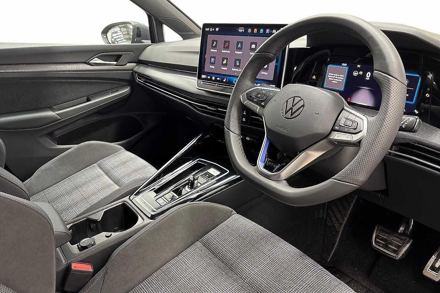 Used Volkswagen Golf 2025 for sale - 76617117: Photo 7