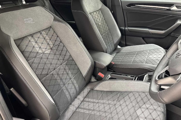 Used Volkswagen T-Roc 2025 for sale - 76311016: Photo 11