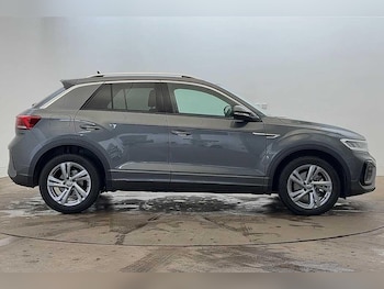 Used Volkswagen T-Roc 2025 for sale - 76311016: Photo 4