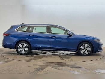 Used Volkswagen Passat 2025 for sale - 76558219: Photo