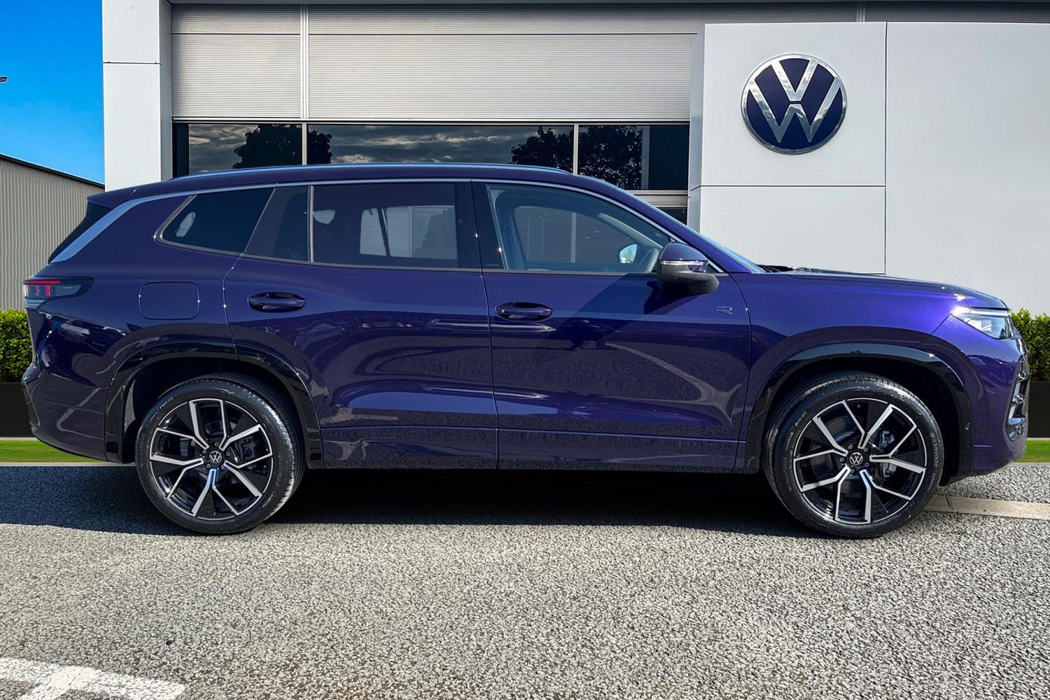 Used Volkswagen Touran 2025 for sale - 76774571: Photo 3